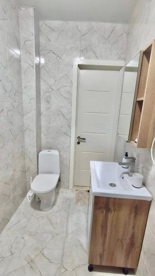 Guest House Nima Кутаиси Экстерьер фото