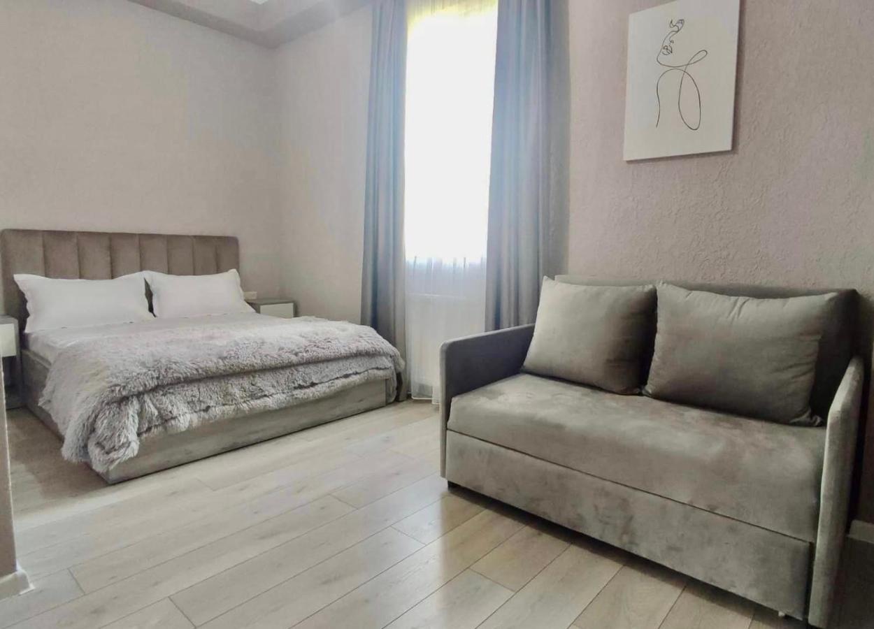 Guest House Nima Кутаиси Экстерьер фото