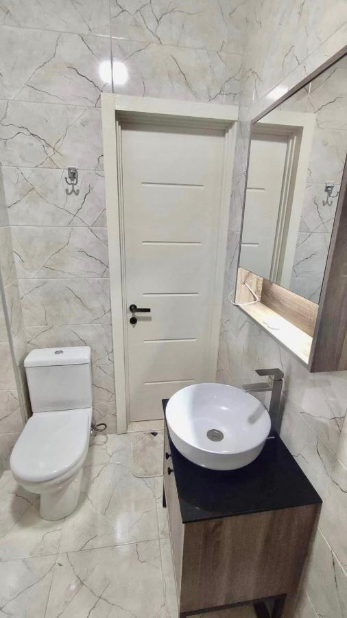 Guest House Nima Кутаиси Экстерьер фото