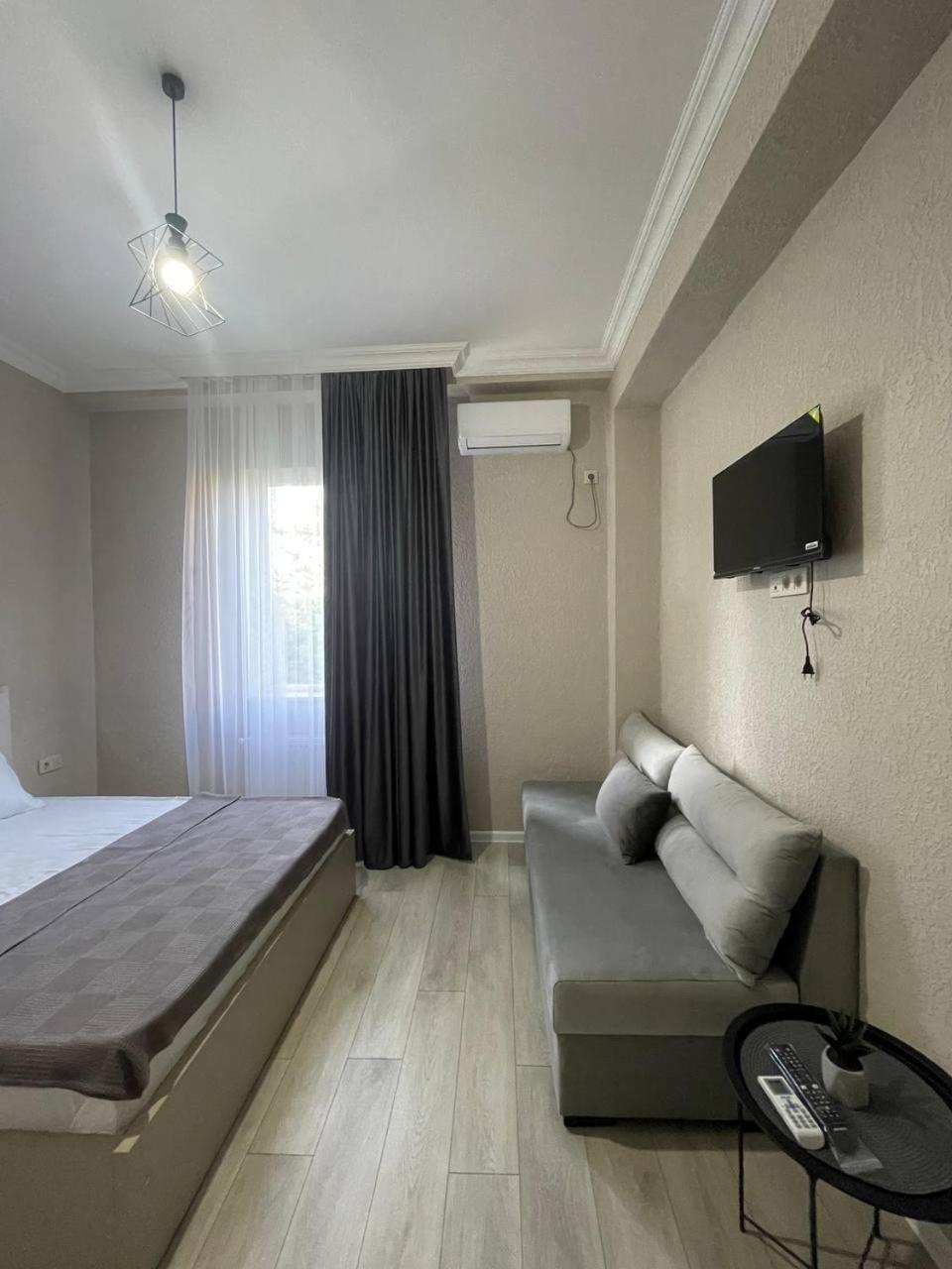 Guest House Nima Кутаиси Экстерьер фото