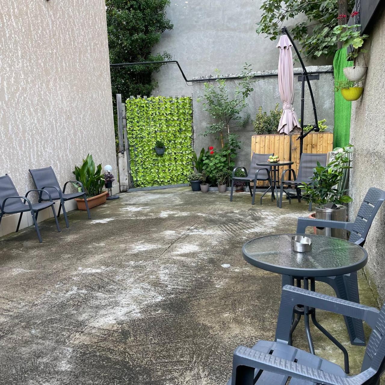 Guest House Nima Кутаиси Экстерьер фото